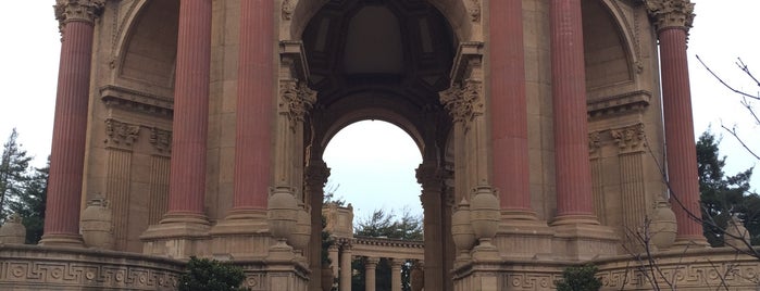 Palace of Fine Arts is one of San Fran (to do).