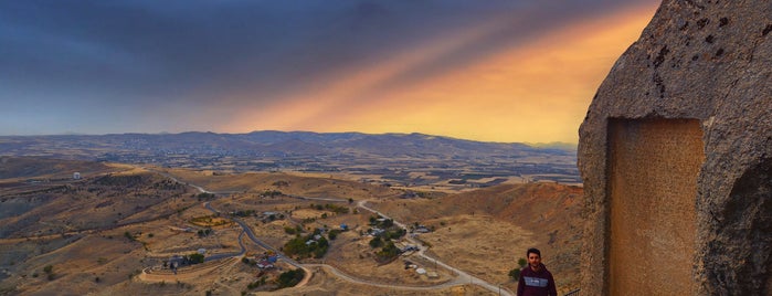 Palu Kalesi is one of Divriği Erzincan tunceli malatya.