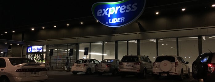 Express de Lider is one of สถานที่ที่ Forch ถูกใจ.