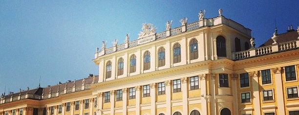 Schloss Schönbrunn is one of Vienna's Highlights = Peter's Fav's.