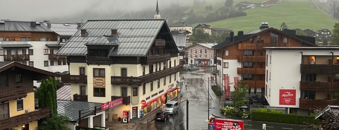 Gasthof Mitteregger is one of 50plus Hotels Austria.