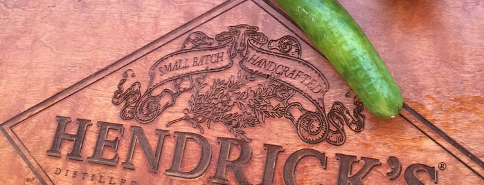 Hendricks Gin Cucumber Festival of Wonder is one of Orte, die Sarah gefallen.