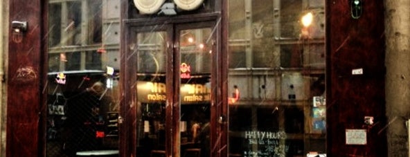 Bar des Ferrailleurs is one of Paris - Bars & Clubs.
