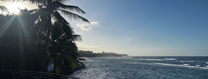 Escambron Beach is one of Gespeicherte Orte von Kimmie.