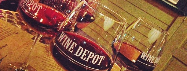 Wine Depot is one of Locais curtidos por KENDRICK.