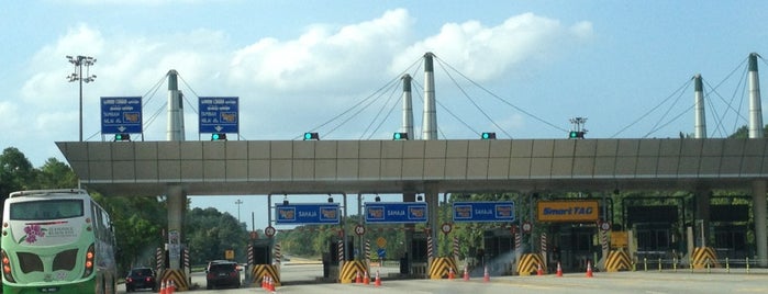 Plaza Tol Lima Kedai is one of JB Driveabout.