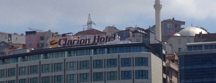 Clarion Hotel Golden Horn is one of türkan'ın Kaydettiği Mekanlar.