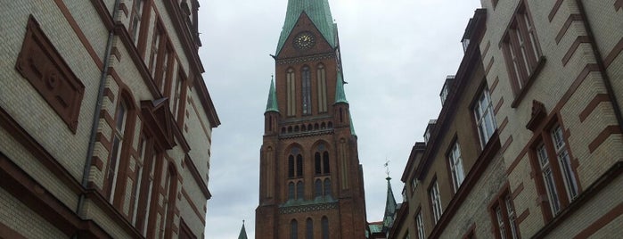 Schweriner Dom St. Maria und St. Johannes is one of Mein Deutschland.