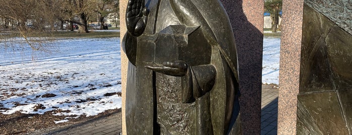 Hugo Treffneri monument is one of Estonsko.