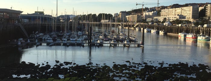 Port de Boulogne-sur-Mer is one of Boulogne-Sur-Mer.