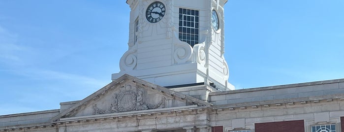Southampton Civic Centre is one of Southampton Cultural Quarter.