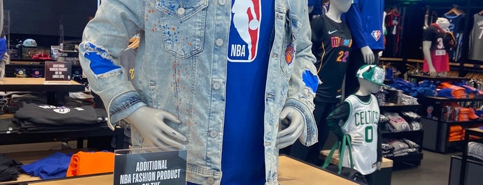 NBA Store is one of Josh : понравившиеся места.