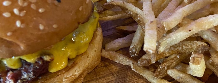 American Burger is one of 7 hamburguesas q ya probé.