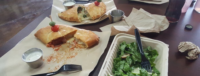 Presto Calzone Bakery is one of Mikeさんの保存済みスポット.