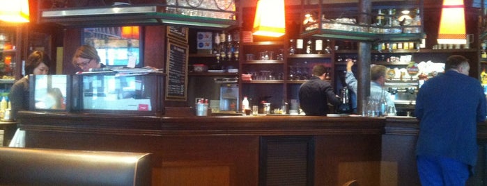 L'Atome Café is one of Orte, die Kathleen gefallen.