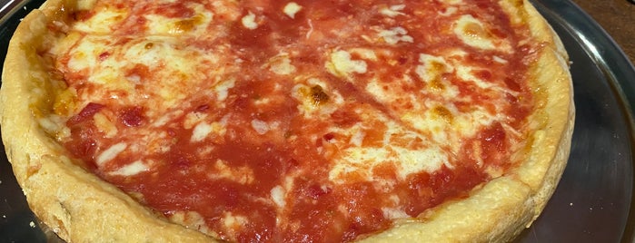 Chicago Style Pizza is one of Por Conocer.