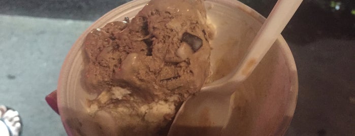 Il Bacio Ice Cream is one of CT gottas-but-haven’ts.