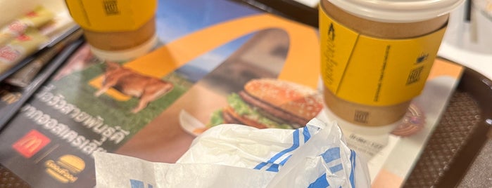 McDonald's & McCafé is one of BKKediting.