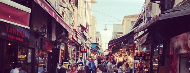 Kadıköy Balık Pazarı is one of Istanbul.