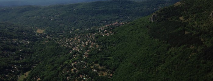 Belvédère de Gourdon is one of Lugares favoritos de Giovanna.
