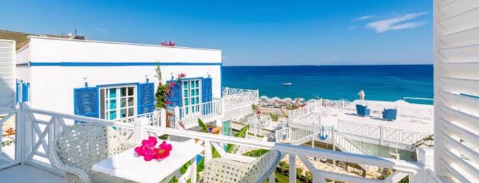 datca otel mavi beyaz is one of Datça.