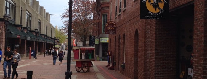 Witch History Museum is one of Salem's Children.