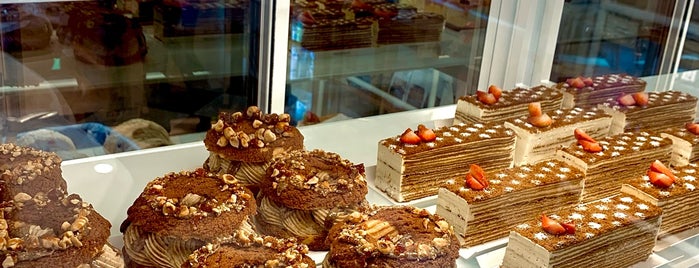 Sour & Sweet Artisan Bakery by Happy Bakers is one of Istanbul.