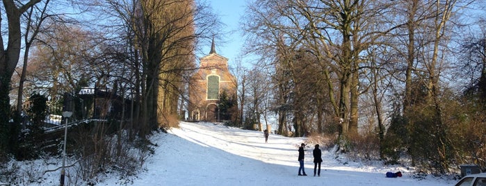 Sint-Amandsberg is one of Björn’s Liked Places.