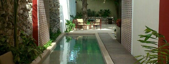 hotel Casa Italia Yucatan is one of Lieux qui ont plu à Chucho.