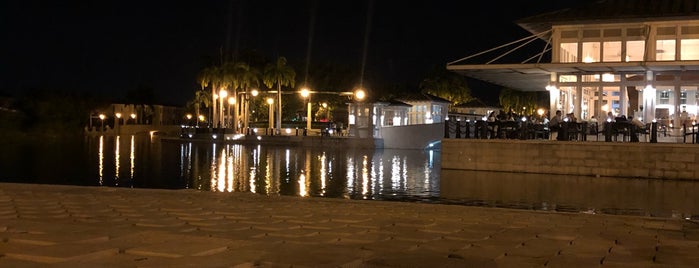Plaza lagos is one of Spots para sesiones pepa!.