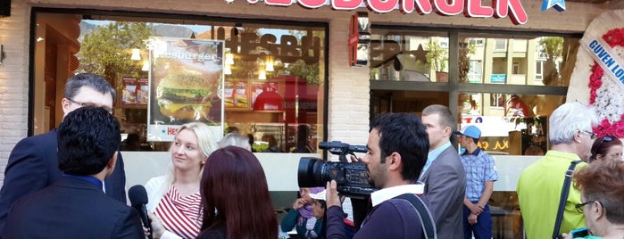 Hesburger is one of Tempat yang Disimpan Özcan Emlak İnş 👍.