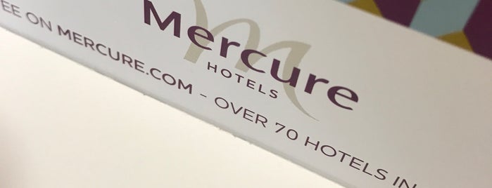 Mercure is one of Tempat yang Disukai Louise.