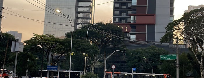 Avenida Sumaré is one of Lugares Freqüentados.