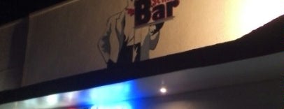 Senhor Bar is one of Tempat yang Disukai Layla.