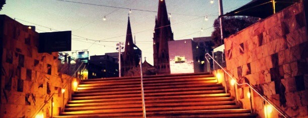Federation Square is one of melbourne holiday :).