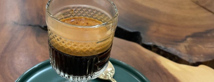مجاز للقهوة المختصة is one of Brew coffee.
