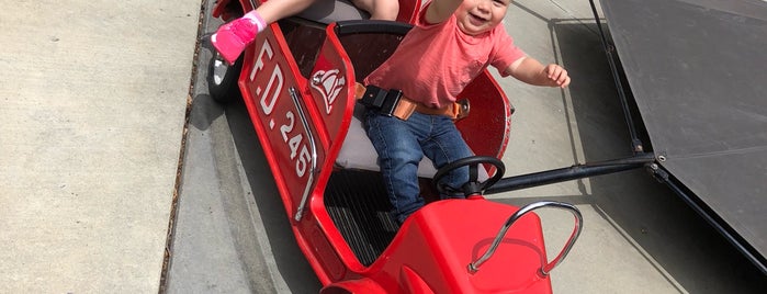 Big Red Engine Co is one of Gilroy Gardens.