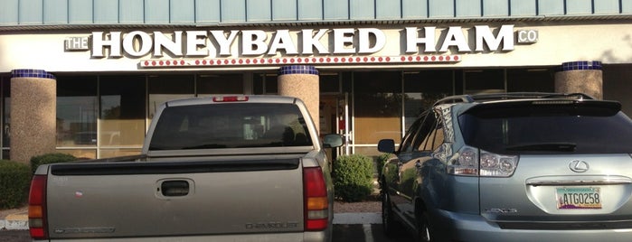 Honey Baked Ham is one of Lugares favoritos de Cheearra.