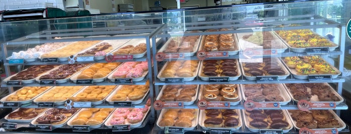 Krispy Kreme Doughnuts is one of Coffee Shops.