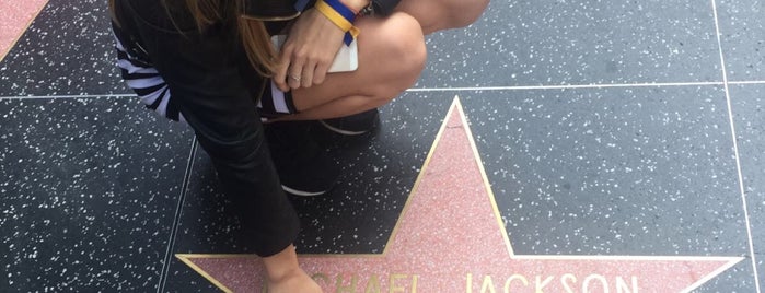 Hollywood Walk of Fame is one of Locais curtidos por Valeria.