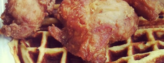 Charles' Country Pan Fried Chicken is one of Upper Manhattan.