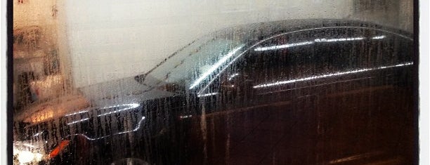Sparkling Image Car Wash is one of Lugares favoritos de Rosalinda.