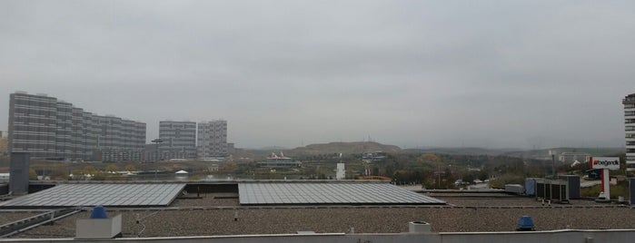 Göksupark Konutları is one of Tempat yang Disukai Erkan.