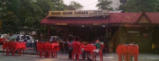 Boom Boom Corner is one of Makan @ Gombak/Hulu Langat/Hulu Selangor.