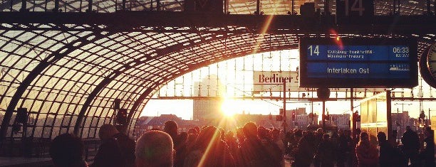Berlin Hauptbahnhof is one of Tempat yang Disukai Timmy.