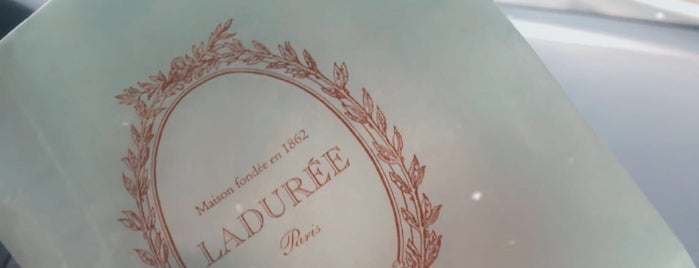 Ladurée is one of Cafe.
