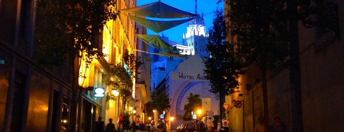 Calle de la Salud is one of Madri - Espanha.