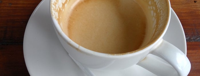 Analog Coffee Shop is one of Lieux sauvegardés par Juand.