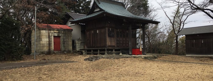 羽黒山神社 is one of Shrines & Temples.