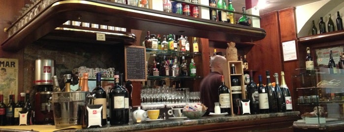 Wine Bar La Pagnotta is one of Milan.